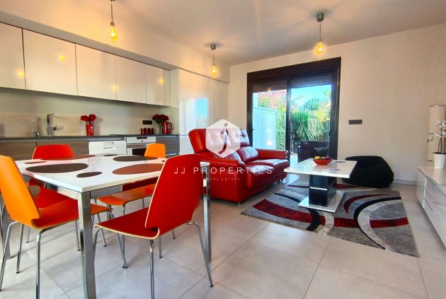 D'occasion - Appartement -
Algorfa - Inland