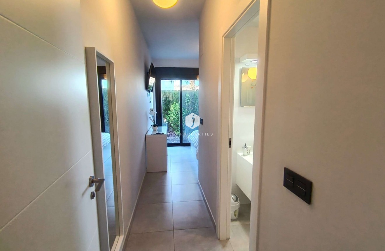 D'occasion - Appartement -
Algorfa - Inland