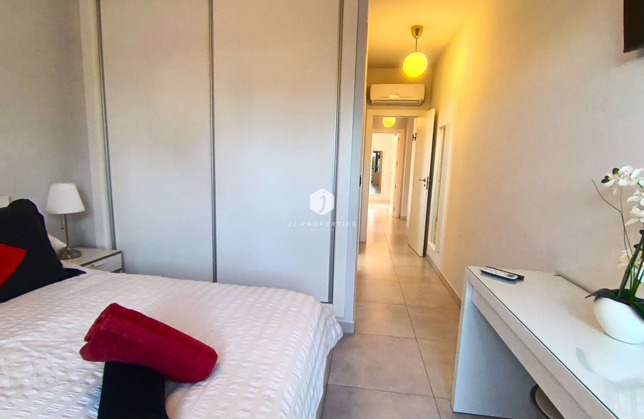 D'occasion - Appartement -
Algorfa - Inland