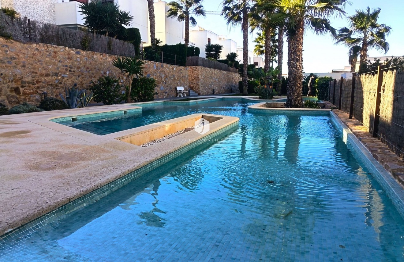D'occasion - Appartement -
Algorfa - Inland