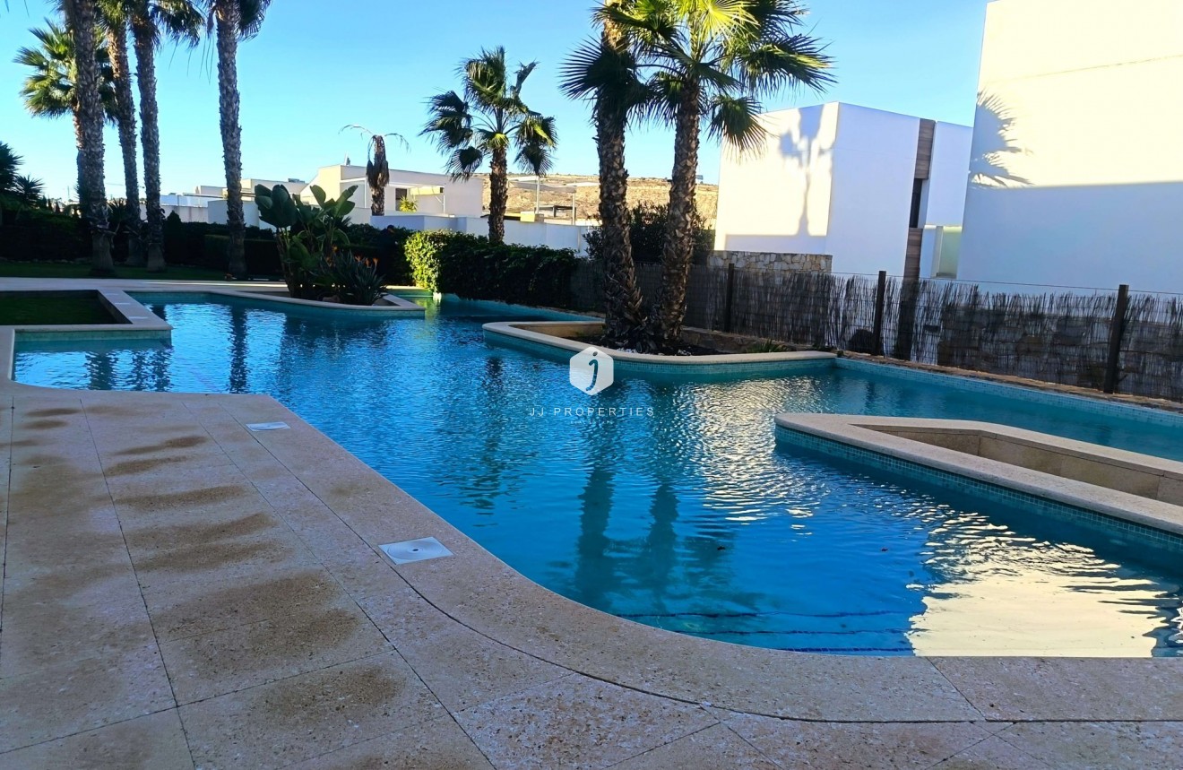 D'occasion - Appartement -
Algorfa - Inland
