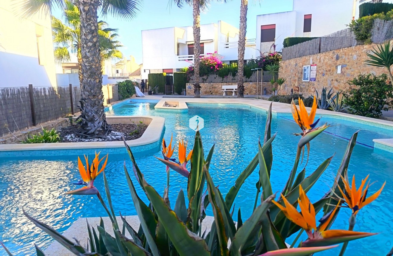 D'occasion - Appartement -
Algorfa - Inland