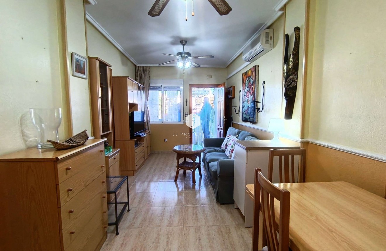 Aus zweiter Hand - Wohnung -
Torrevieja - Costa Blanca