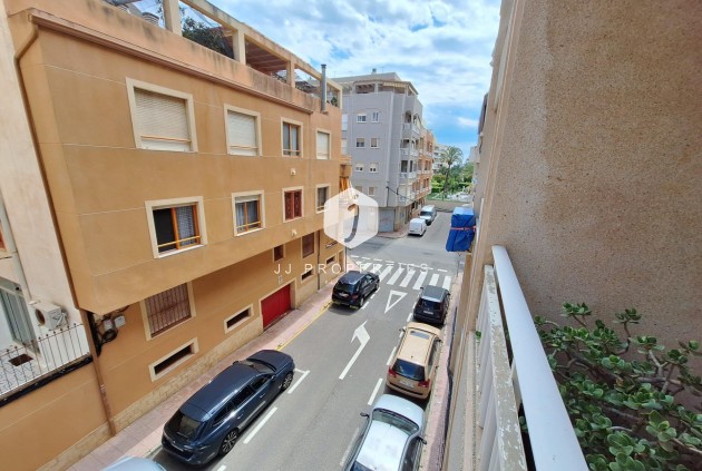 Aus zweiter Hand - Wohnung -
Torrevieja - Playa de los Locos
