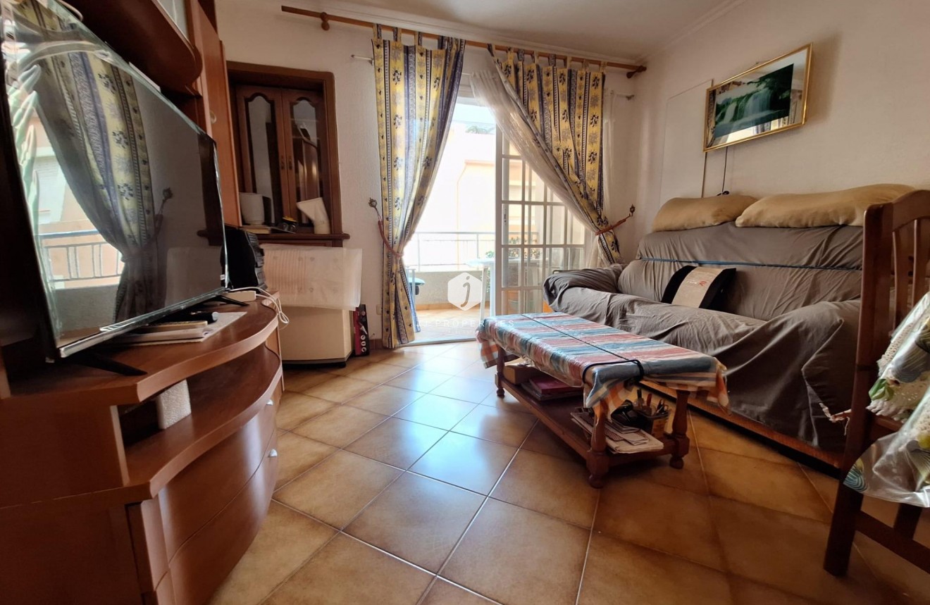 Aus zweiter Hand - Wohnung -
Torrevieja - Playa de los Locos