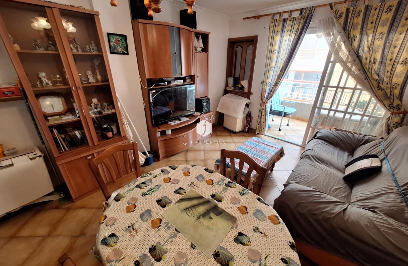 Aus zweiter Hand - Wohnung -
Torrevieja - Playa de los Locos