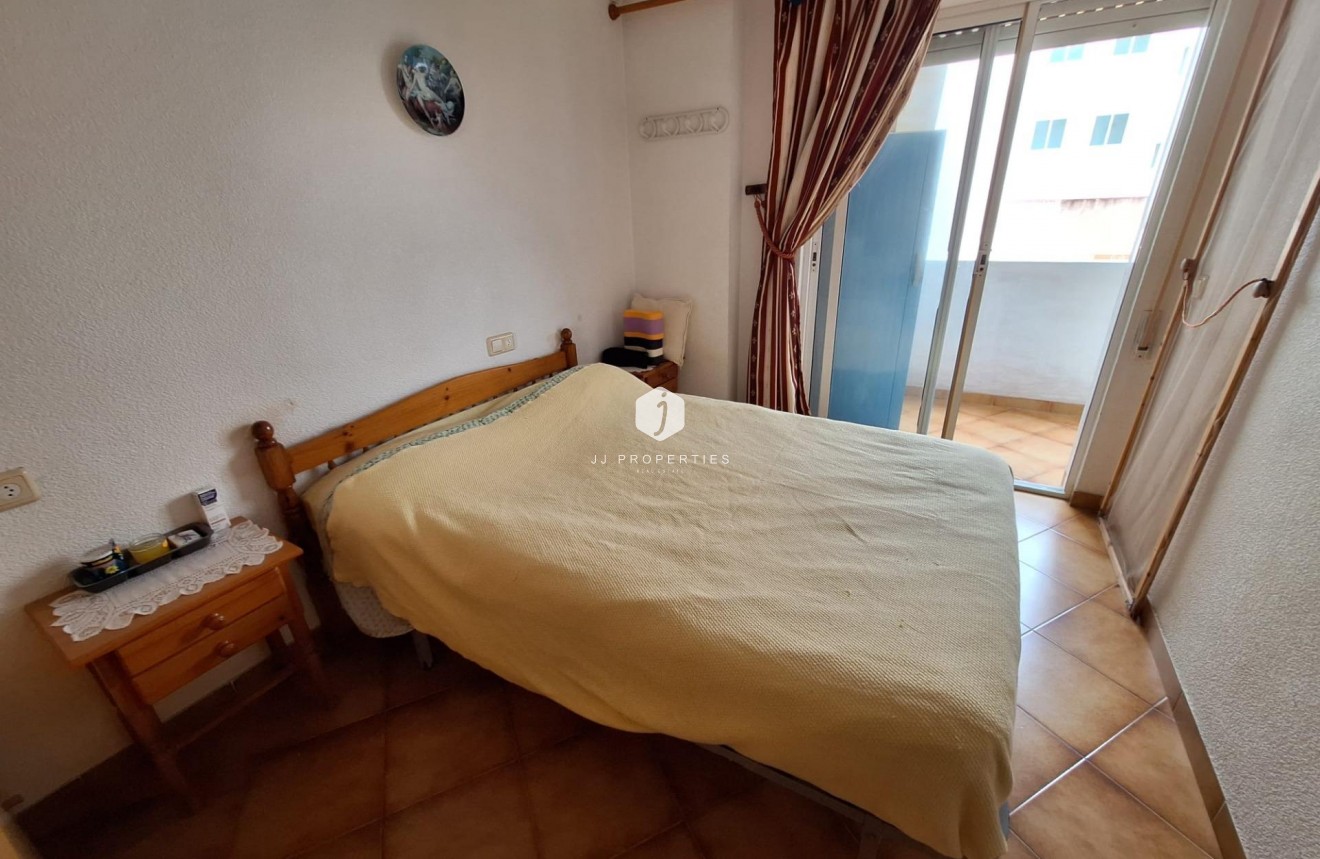 Aus zweiter Hand - Wohnung -
Torrevieja - Playa de los Locos
