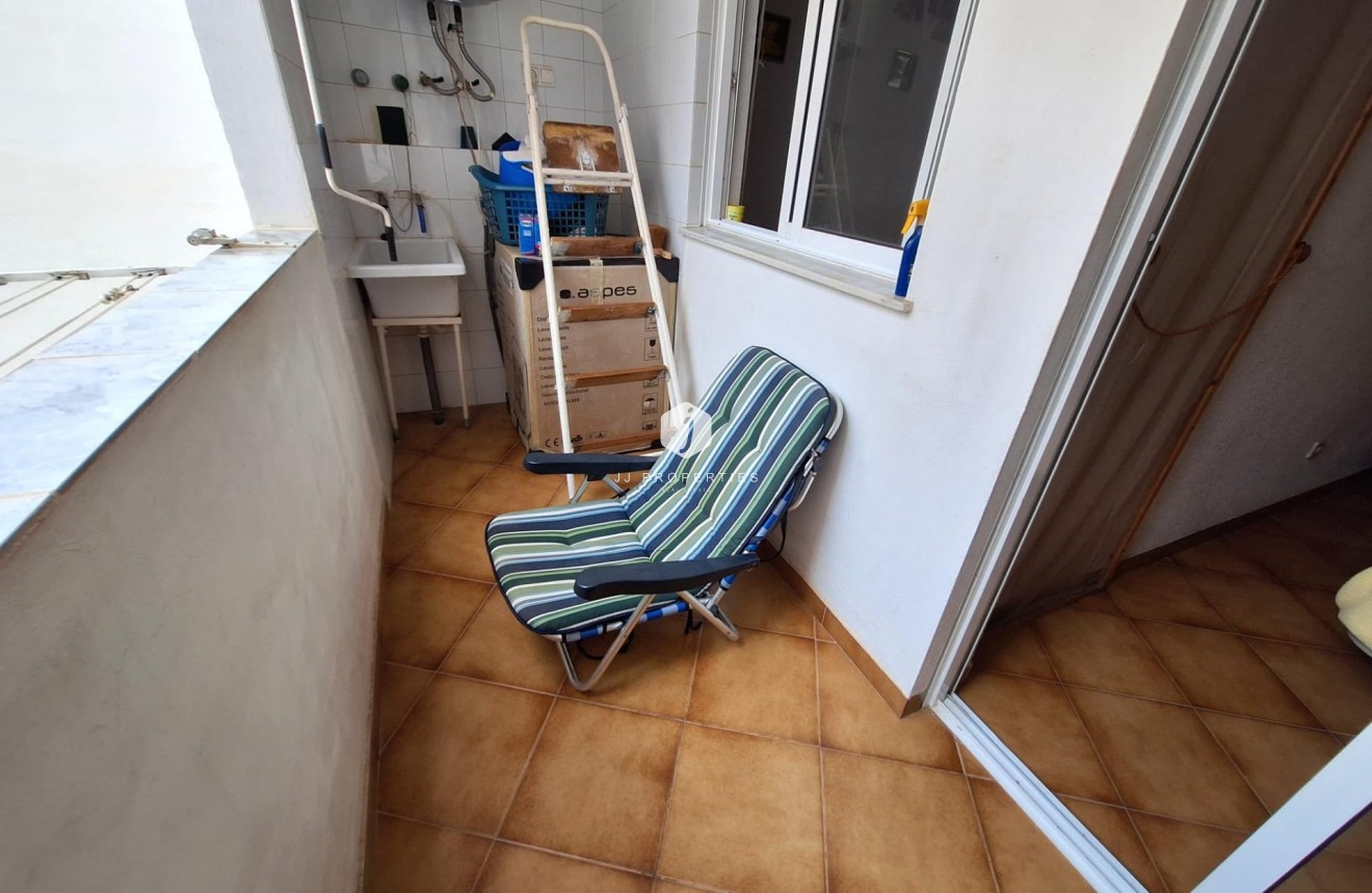 Aus zweiter Hand - Wohnung -
Torrevieja - Playa de los Locos