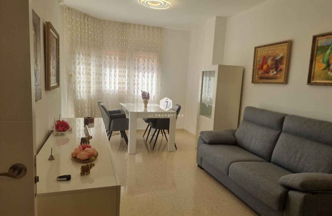 Resale - Apartment / flat -
Torrevieja - Playa de los Locos