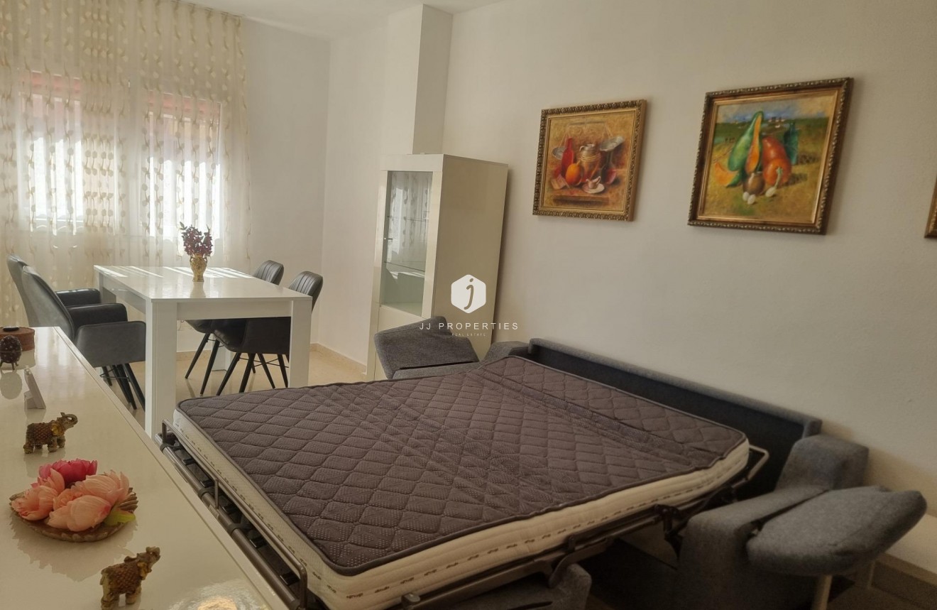 Resale - Apartment / flat -
Torrevieja - Playa de los Locos