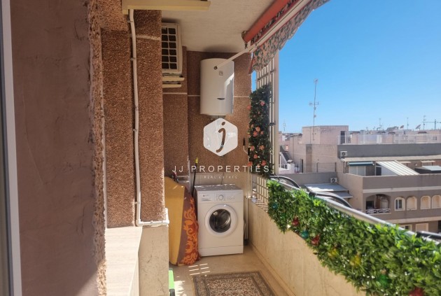Resale - Apartment / flat -
Torrevieja - Playa de los Locos