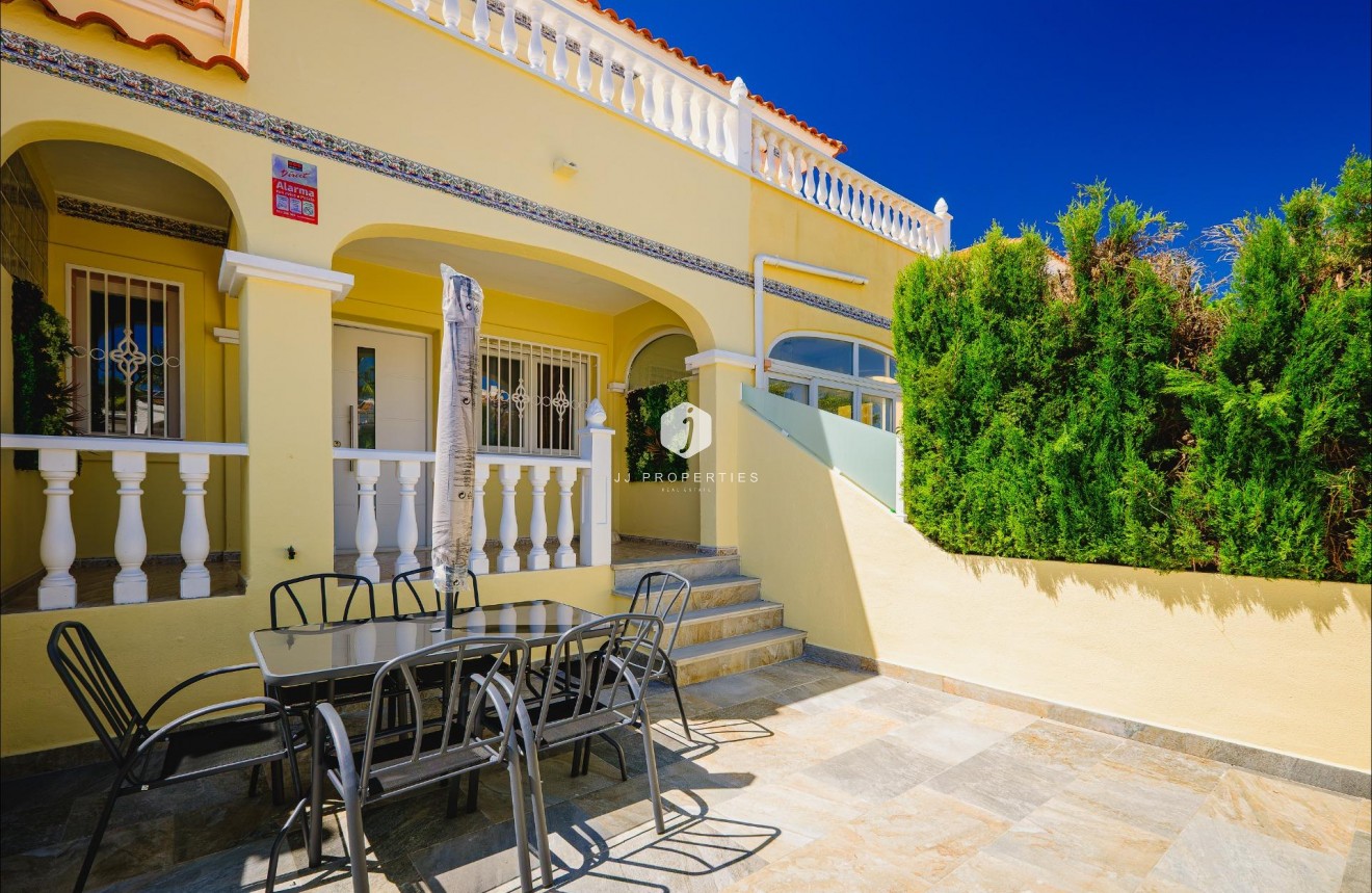 D'occasion - Chalet -
Orihuela Costa - Las Filipinas
