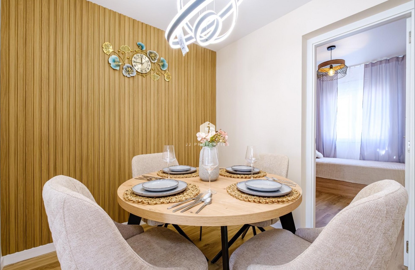 D'occasion - Chalet -
Orihuela Costa - Las Filipinas