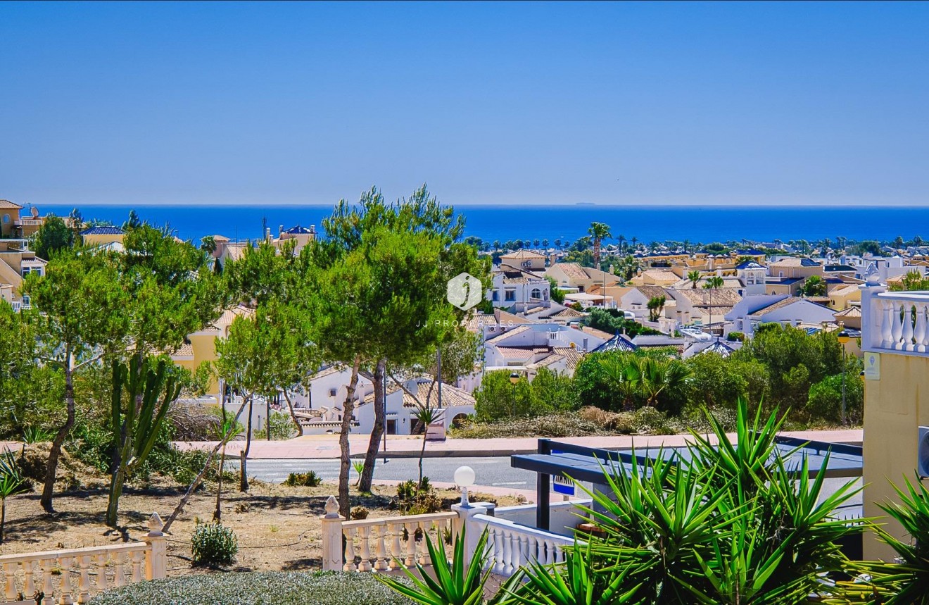 D'occasion - Chalet -
Orihuela Costa - Las Filipinas