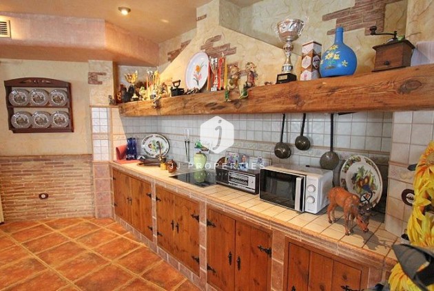 D'occasion - Villa -
Formentera del Segura - C- Cooperativa