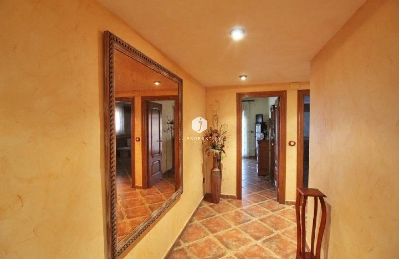 D'occasion - Villa -
Formentera del Segura - C- Cooperativa
