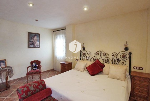 D'occasion - Villa -
Formentera del Segura - C- Cooperativa