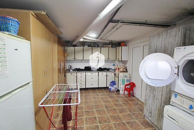 D'occasion - Villa -
Formentera del Segura - C- Cooperativa