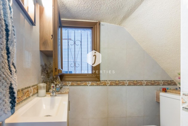 Tweedehands - Chalet -
Torrevieja - Nueva Torrevieja