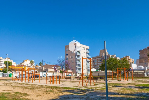 Tweedehands - Chalet -
Torrevieja - Nueva Torrevieja