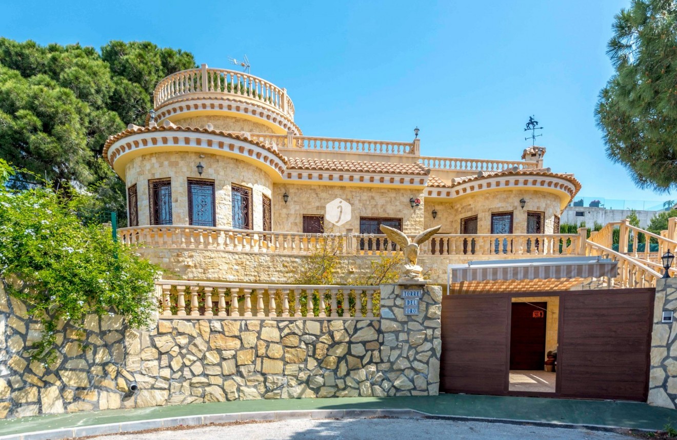 D'occasion - Villa -
Orihuela Costa - Costa Blanca