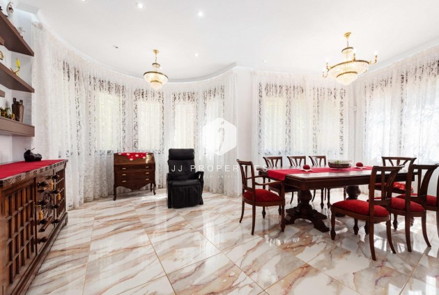 D'occasion - Villa -
Orihuela Costa - Costa Blanca
