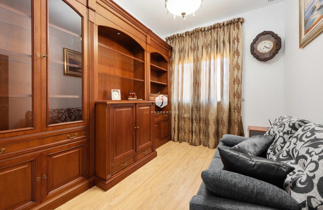D'occasion - Villa -
Orihuela Costa - Costa Blanca