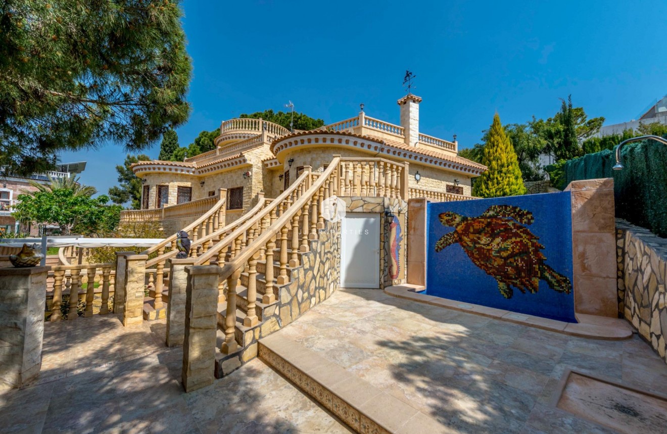 D'occasion - Villa -
Orihuela Costa - Costa Blanca