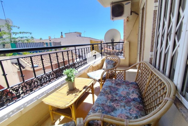 D'occasion - Appartement -
Torrevieja - Centro