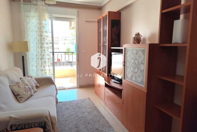 D'occasion - Appartement -
Torrevieja - Centro