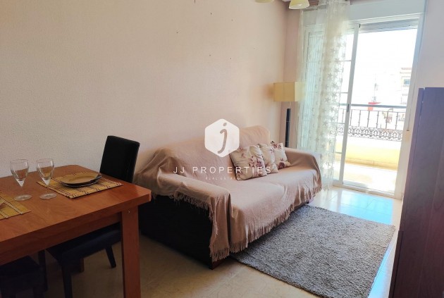 D'occasion - Appartement -
Torrevieja - Centro