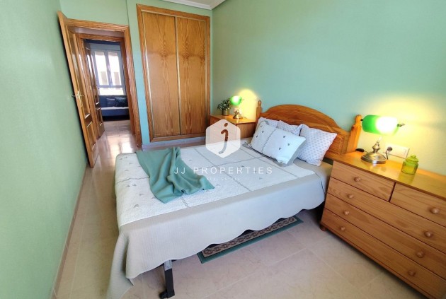 D'occasion - Appartement -
Torrevieja - Centro