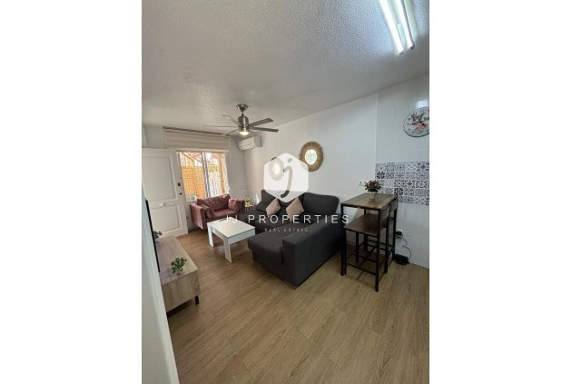 Resale - Bungalow -
Torrevieja - Los Balcones - Los Altos del Edén