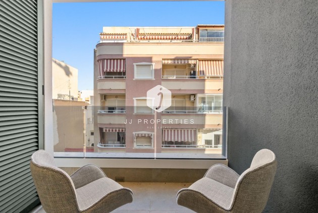 D'occasion - Appartement -
Torrevieja - Playa del Cura