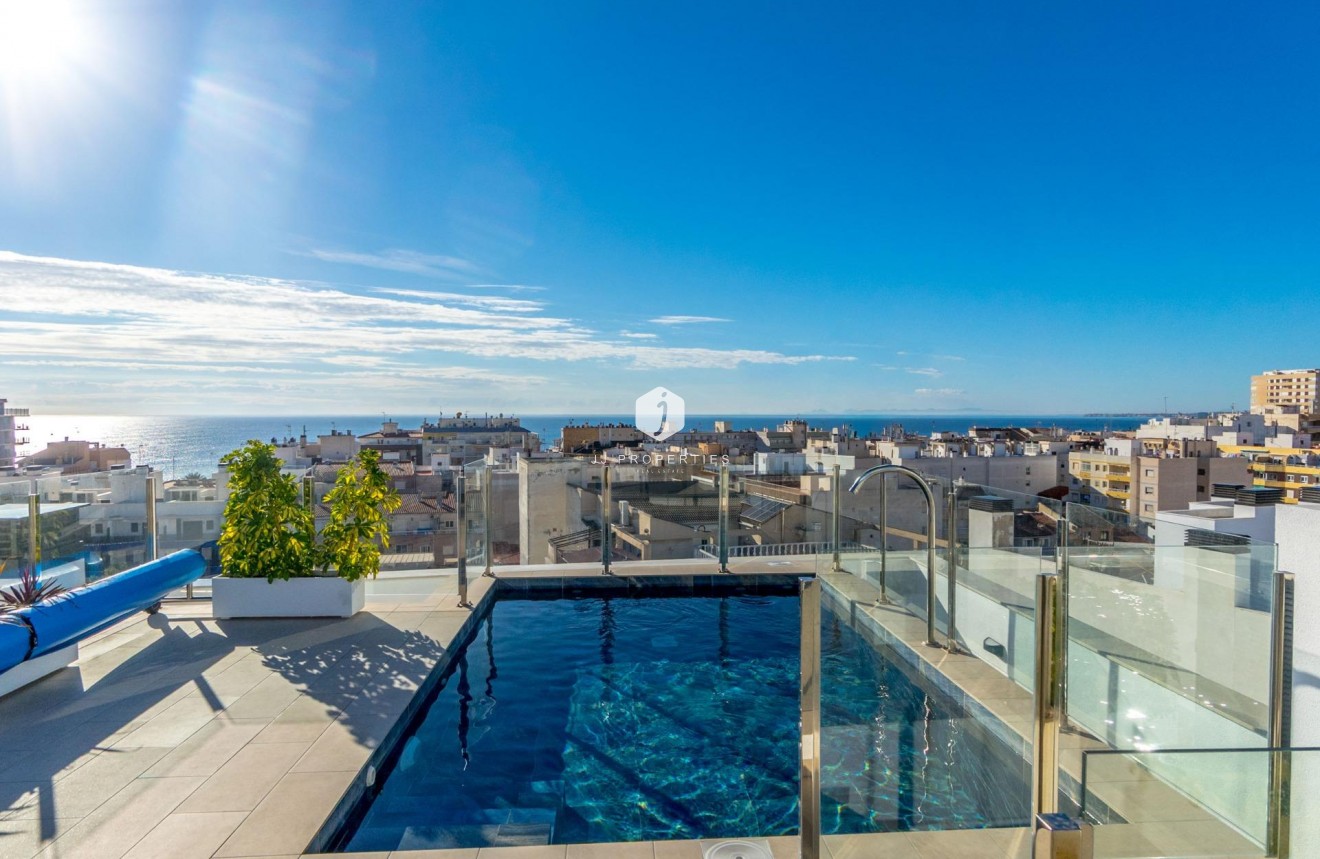 D'occasion - Appartement -
Torrevieja - Playa del Cura