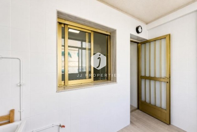 Aus zweiter Hand - Wohnung -
Torrevieja - Acequion
