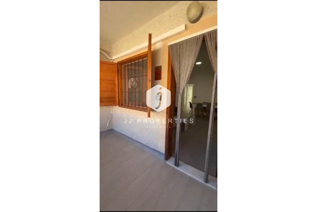 Aus zweiter Hand - Wohnung -
Torrevieja - Acequion