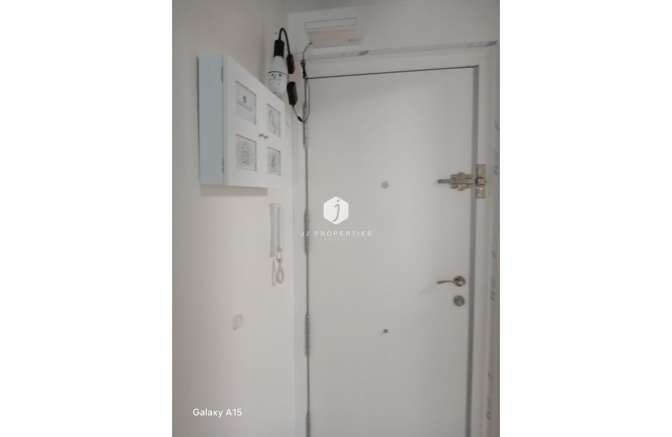 Aus zweiter Hand - Wohnung -
Torrevieja - Centro