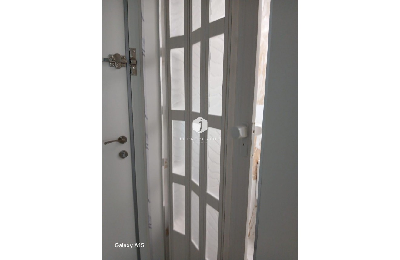 Aus zweiter Hand - Wohnung -
Torrevieja - Centro