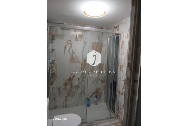Tweedehands - Appartement / flat -
Torrevieja - Centro