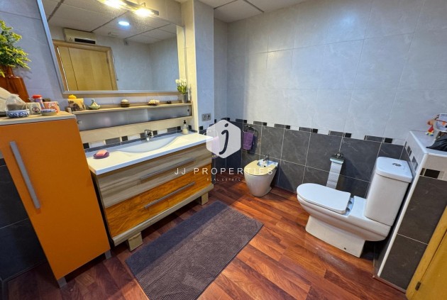 D'occasion - Villa -
Torrevieja - Zona Los Frutales