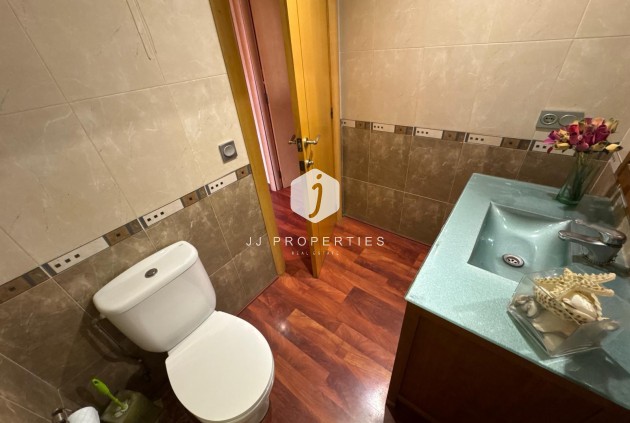 D'occasion - Villa -
Torrevieja - Zona Los Frutales