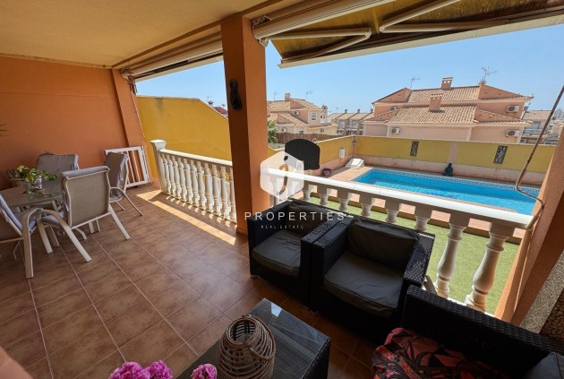D'occasion - Villa -
Torrevieja - Zona Los Frutales