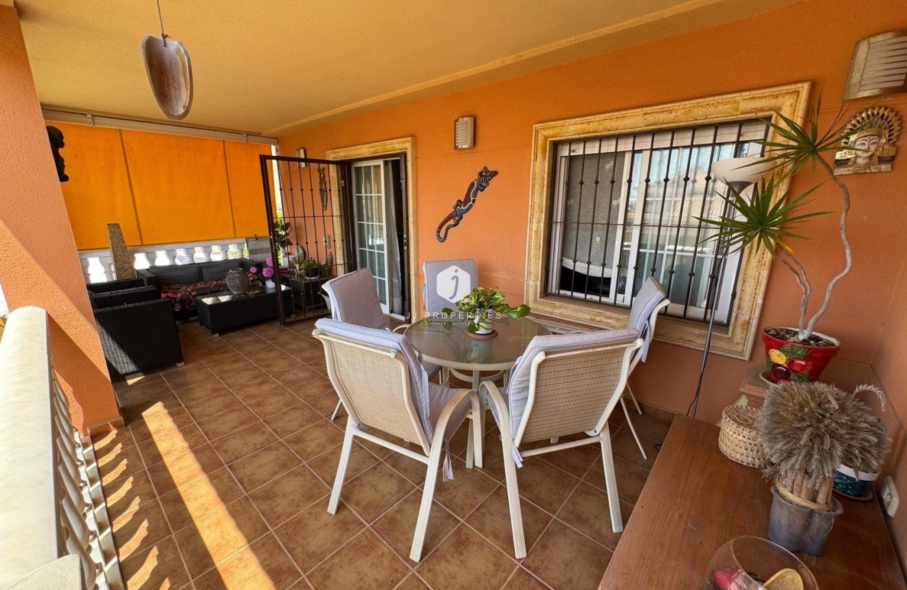 D'occasion - Villa -
Torrevieja - Zona Los Frutales