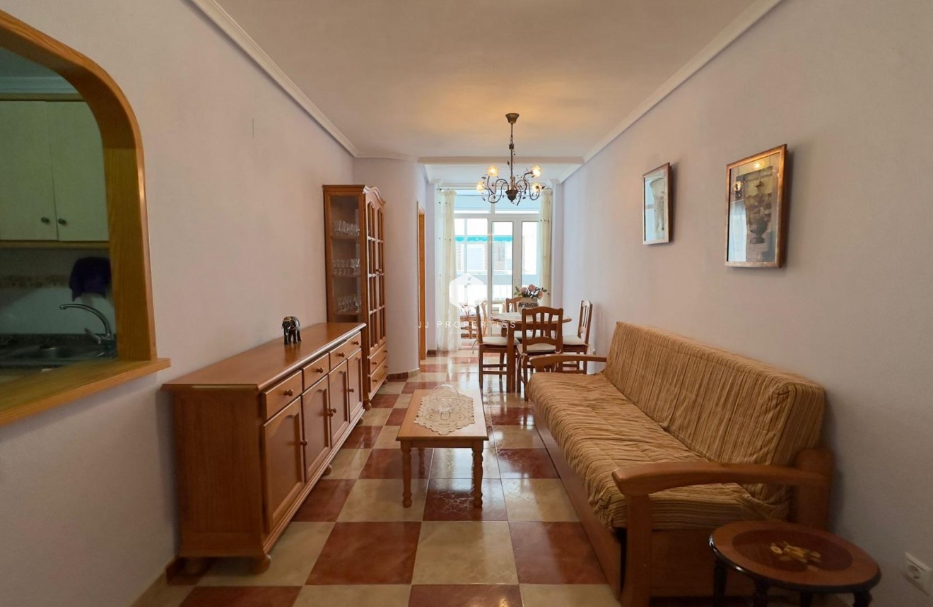 Aus zweiter Hand - Wohnung -
Torrevieja - Acequion