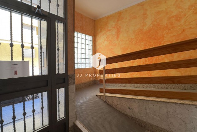 Aus zweiter Hand - Wohnung -
Torrevieja - Acequion