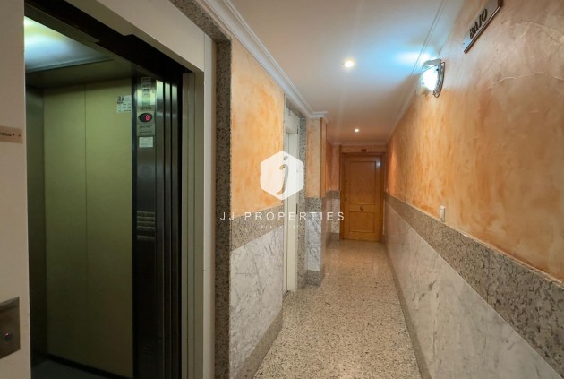 Aus zweiter Hand - Wohnung -
Torrevieja - Acequion