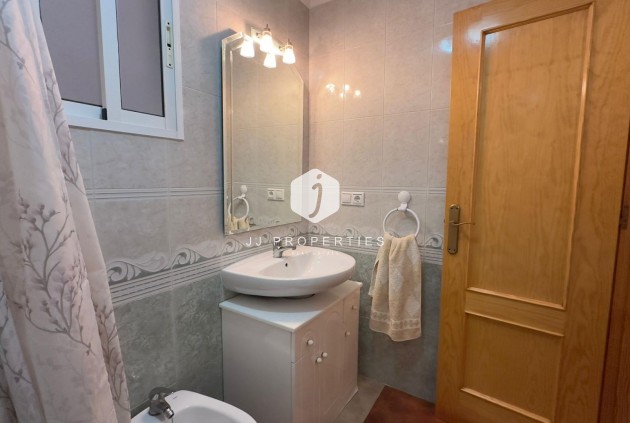 Aus zweiter Hand - Wohnung -
Torrevieja - Acequion