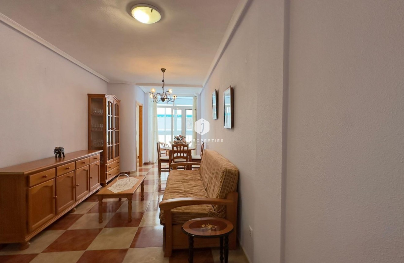 Aus zweiter Hand - Wohnung -
Torrevieja - Acequion