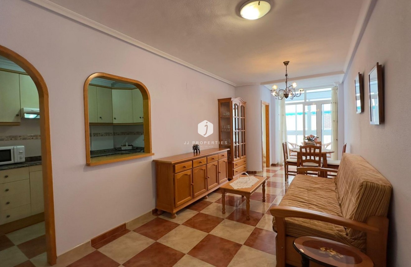 Aus zweiter Hand - Wohnung -
Torrevieja - Acequion